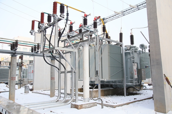 1644476522163386.jpg 新更換的變壓器.JPG