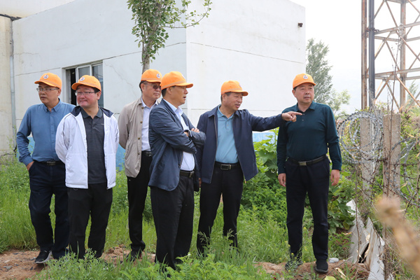 1652339323136375.jpg 現場了解情況.jpg