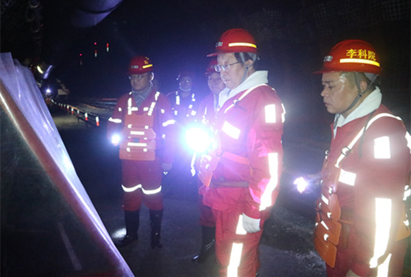 1——堅守“紅線” 安全管理不懈怠.jpg