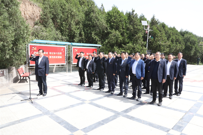 1686961404981988.jpg 1——“三學”聯動 在持續強化理論武裝中砥礪初心_副本.jpg