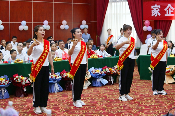 1688025241180653.jpg 女工親情囑安_副本.jpg