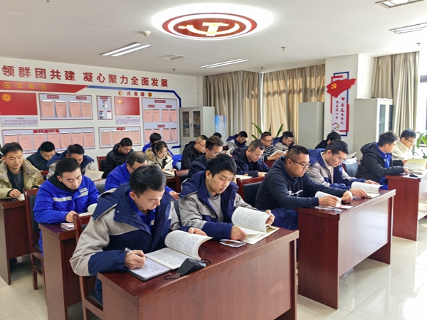 1703151922101564.jpg 集體誦讀照片_副本.jpg