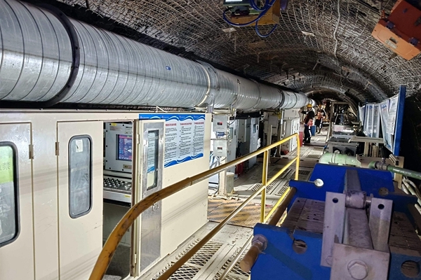 1703667813512928.jpg 2224.jpg