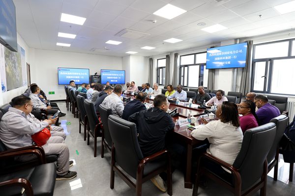 1715502789191452.jpg 座談會_副本.jpg