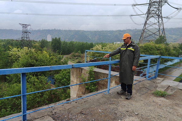 1715851461927243.jpg 黨建+應急.jpg