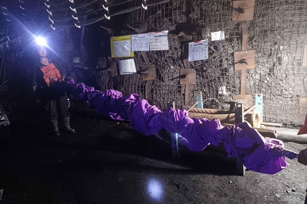 1724212270558178.jpg 現(xiàn)場施工.jpg