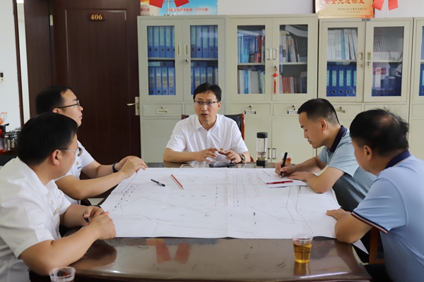 1724915145989167.jpg 賀總.jpg