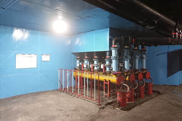 1726820228368702.jpg 圖2:精品瓦斯抽采鉆場_副本.jpg