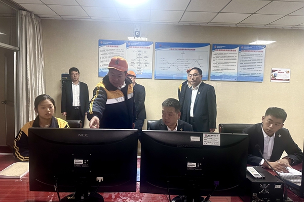 1731547878196233.jpg 對(duì)行車組織開展監(jiān)督檢查_副本.jpg