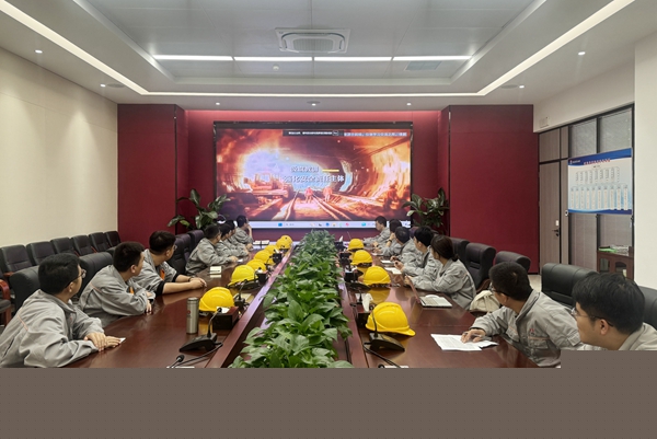 1733723517751386.jpg 警示教育會(huì)_副本.jpg