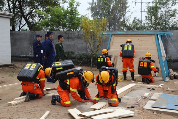 4 東4 配圖_副本.jpg