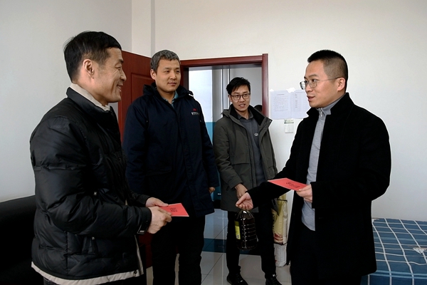 1737700264309363.jpg 胡沛_副本.jpg