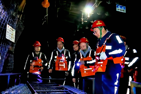 1738639776384081.jpg 2.總經理大排查_副本.jpg