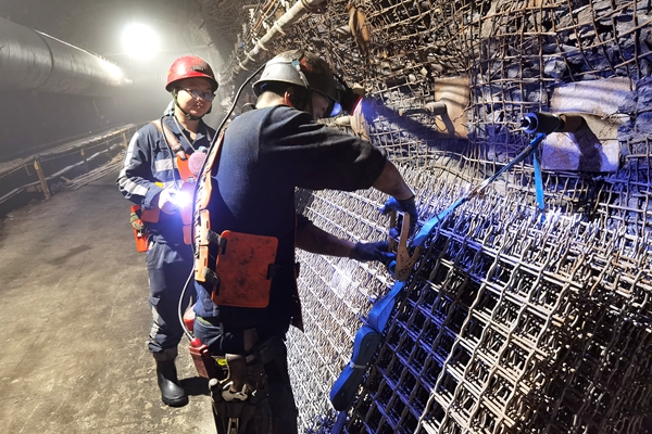 1738921497132992.jpg 配圖2_副本.jpg