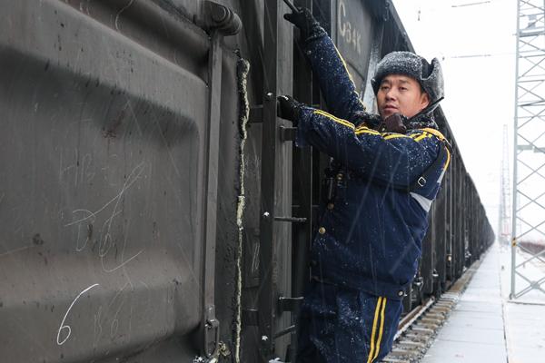 1739322218377270.jpg 鏡頭三:調車作業_副本.jpg