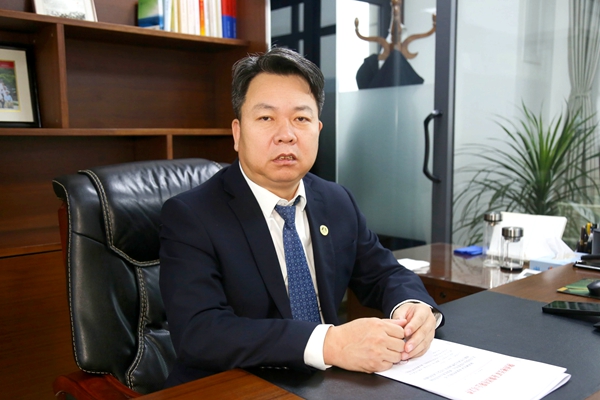 1740367718544959.jpg 鐵運分公司總經(jīng)理周宏利_副本.jpg