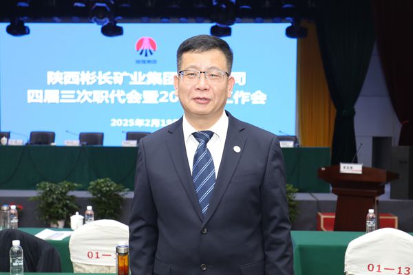 1740558426506402.jpg 張曙光_副本.jpg