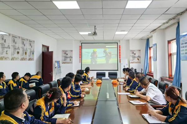 1751597600101294.jpg 雨季“三防”培訓_副本.jpg