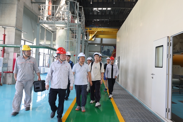 1752313101116169.jpg 汽機平臺參觀照片_副本.jpg