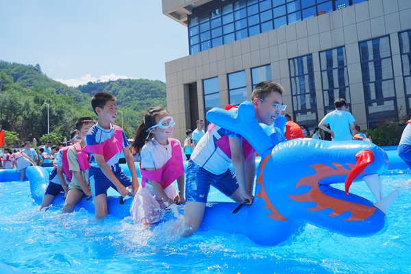 1753688279672062.jpg 水上樂園_副本.jpg