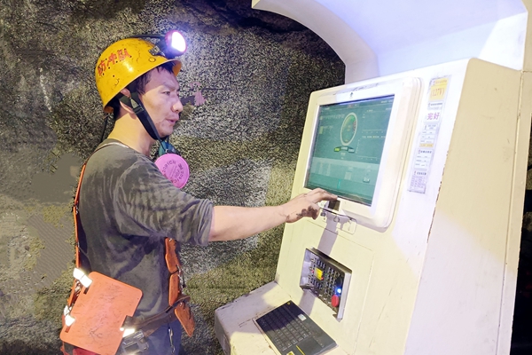 1756108886163913.jpg e937cb68a8f4f2e2065d843493618f7a.jpeg