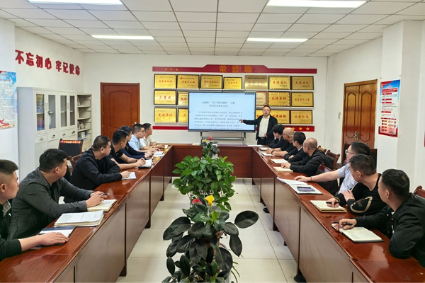 1757905341144799.jpg 2 形勢任務教育_副本.jpg