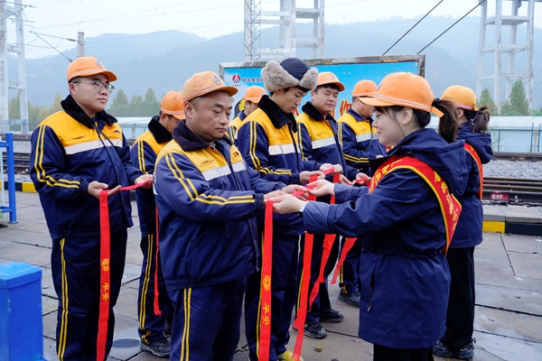 1761292371191309.jpg 送紅色安全祝福帶_副本.jpg