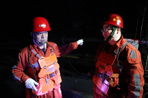 1765528900199502.jpg 王建輝-大佛寺.jpg